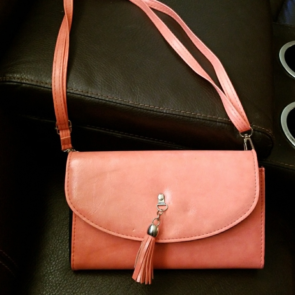 Clutch purse